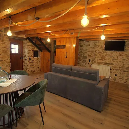 Casa de Férias Casa Moinho Do *